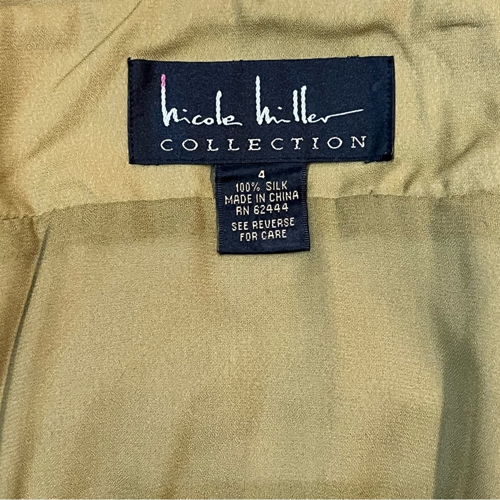 Nicole Miller silk dress. - Picture 12 of 13